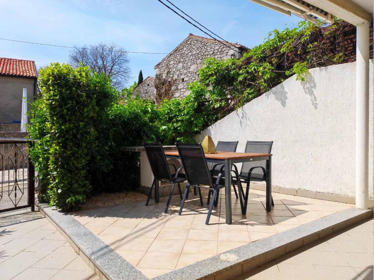 Apartment Rose Krk Town Zewnętrze zdjęcie