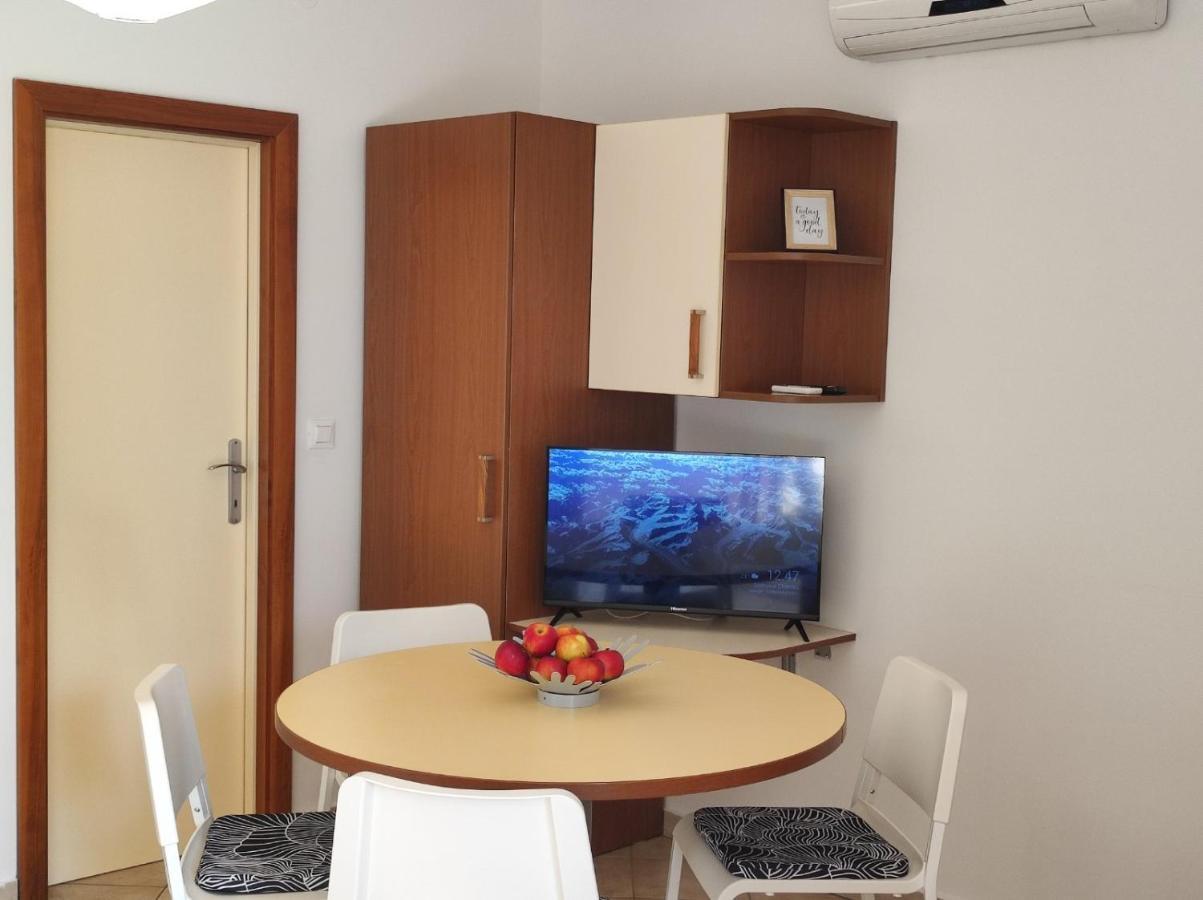 Apartment Rose Krk Town Zewnętrze zdjęcie