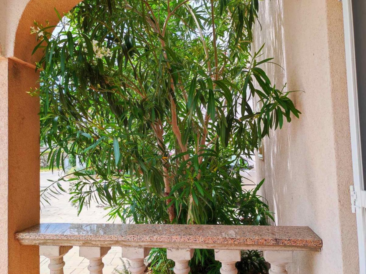 Apartment Rose Krk Town Zewnętrze zdjęcie